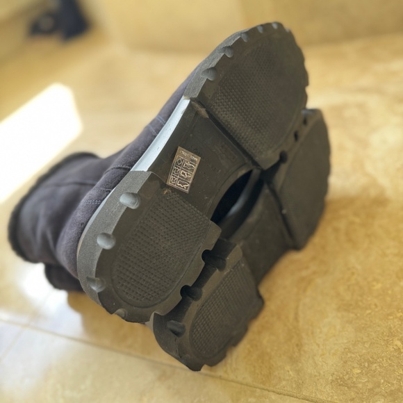 Aquatalia Kyla Suede Sherling Waterproof Boots - Picture 5 of 9